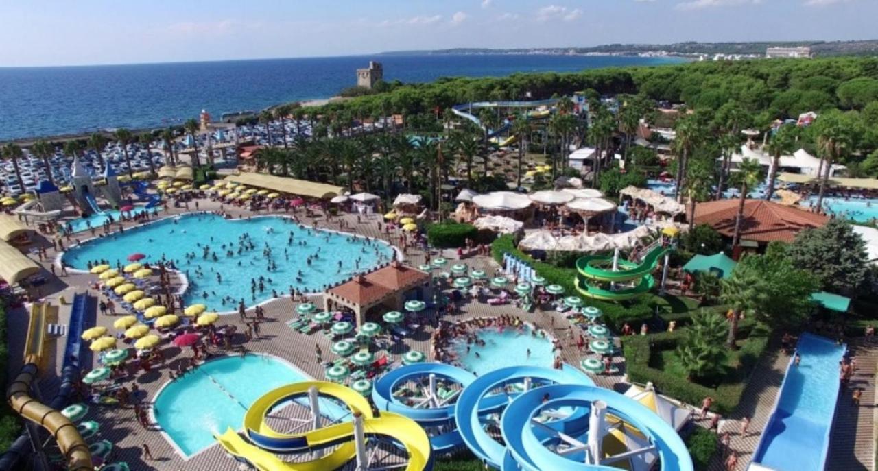Attico Margherita - La Terrazza Sul Mare Gallipoli Eksteriør bilde